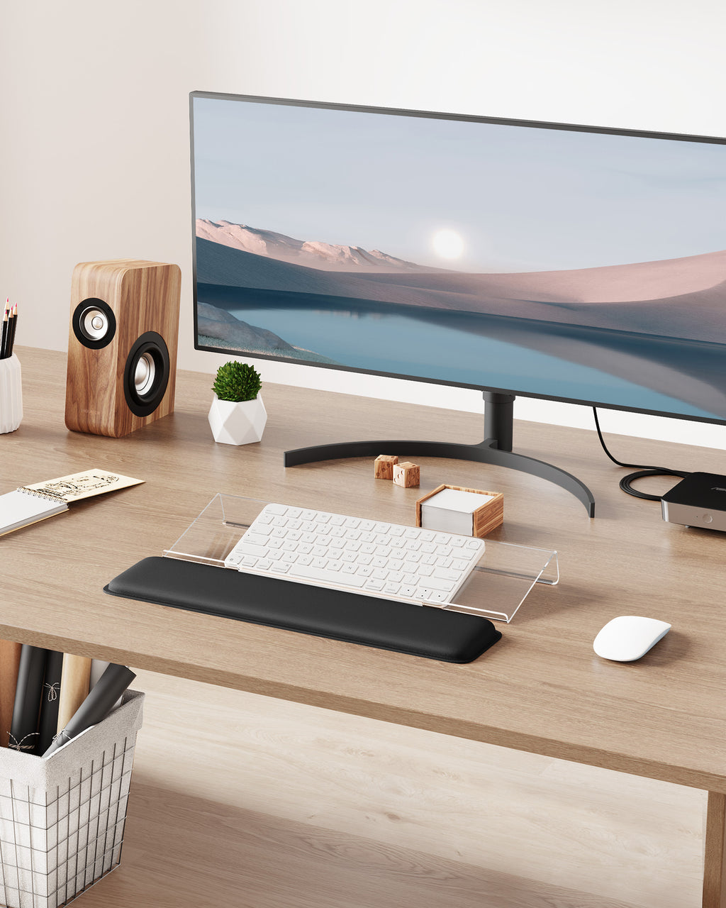 Laborio Keyboard Stand with Wrist Rest